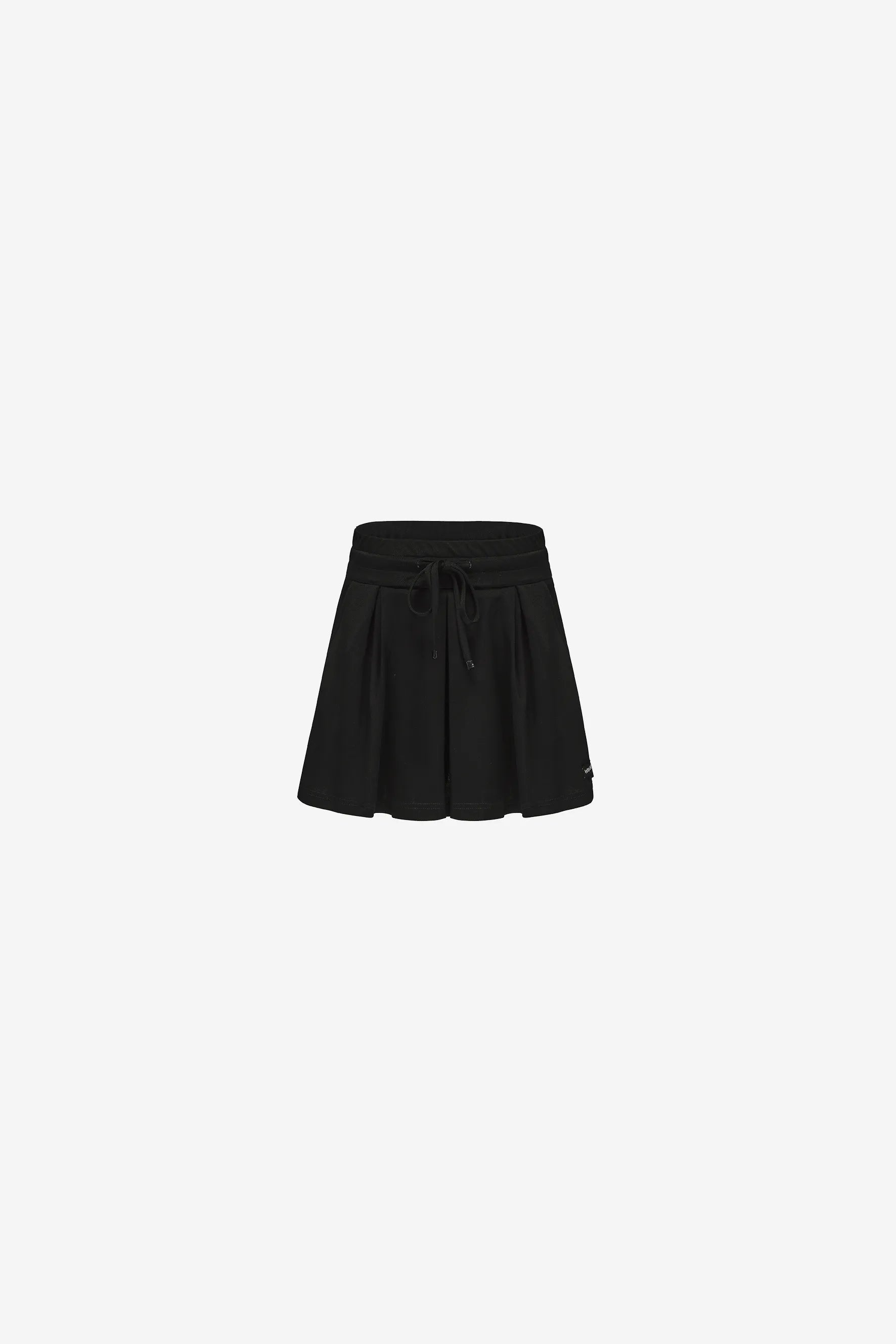 A-line knit sports shorts with drawstring waistband – WEANCHEAM