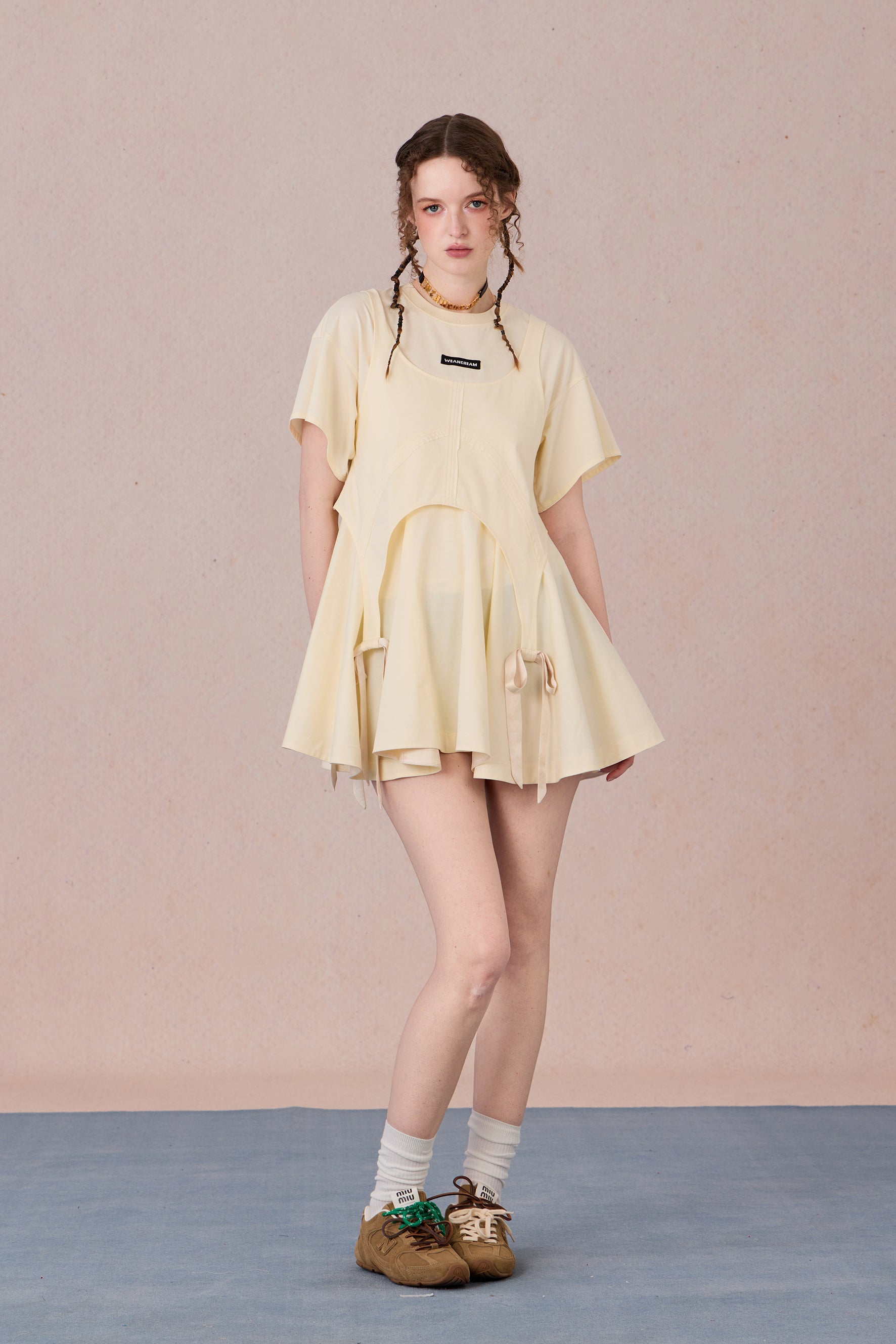 Casual cotton day dress with flattering bow waist and loose fit