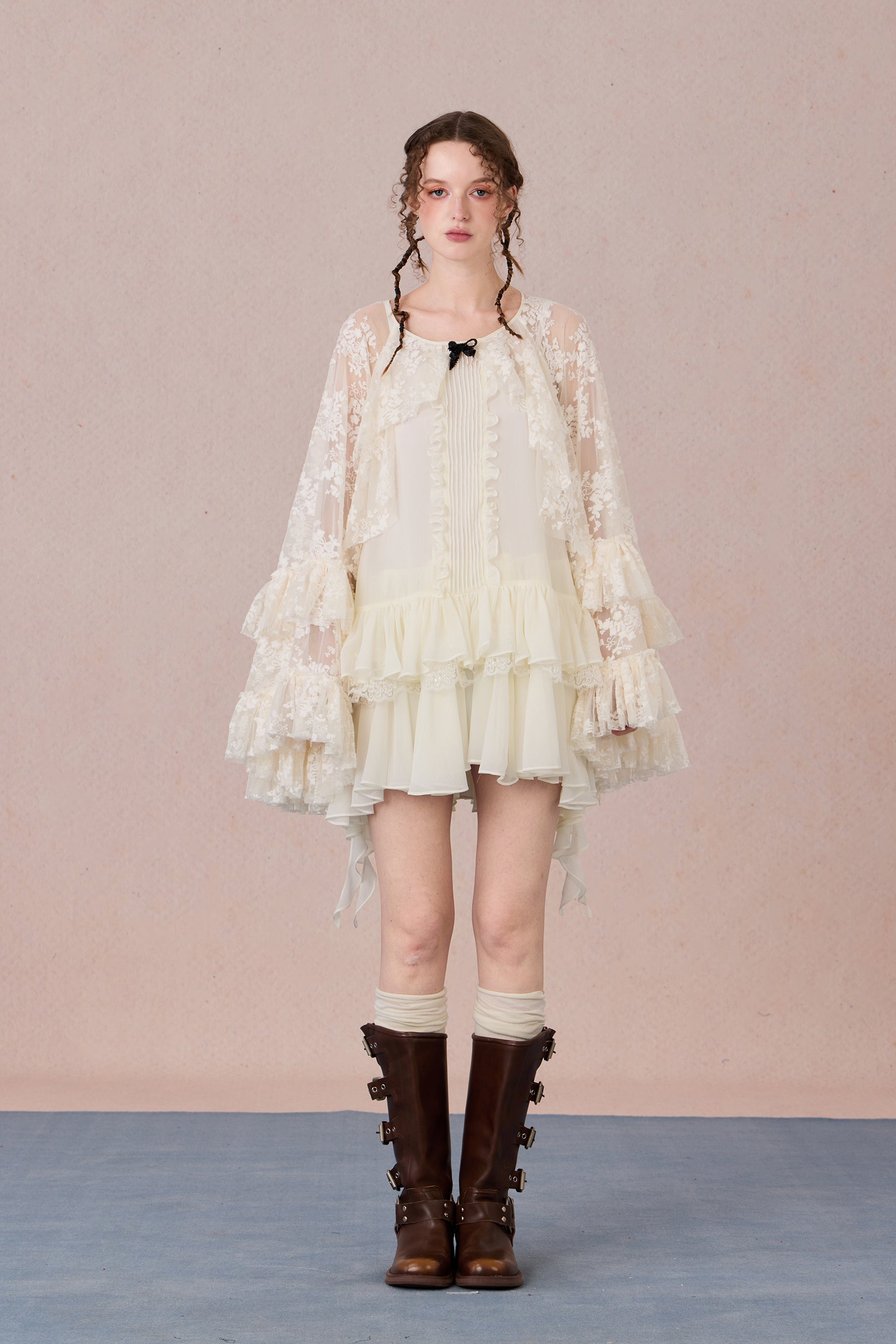 Model wearing vintage-inspired layered dress with sheer glow – WEANCHEAM