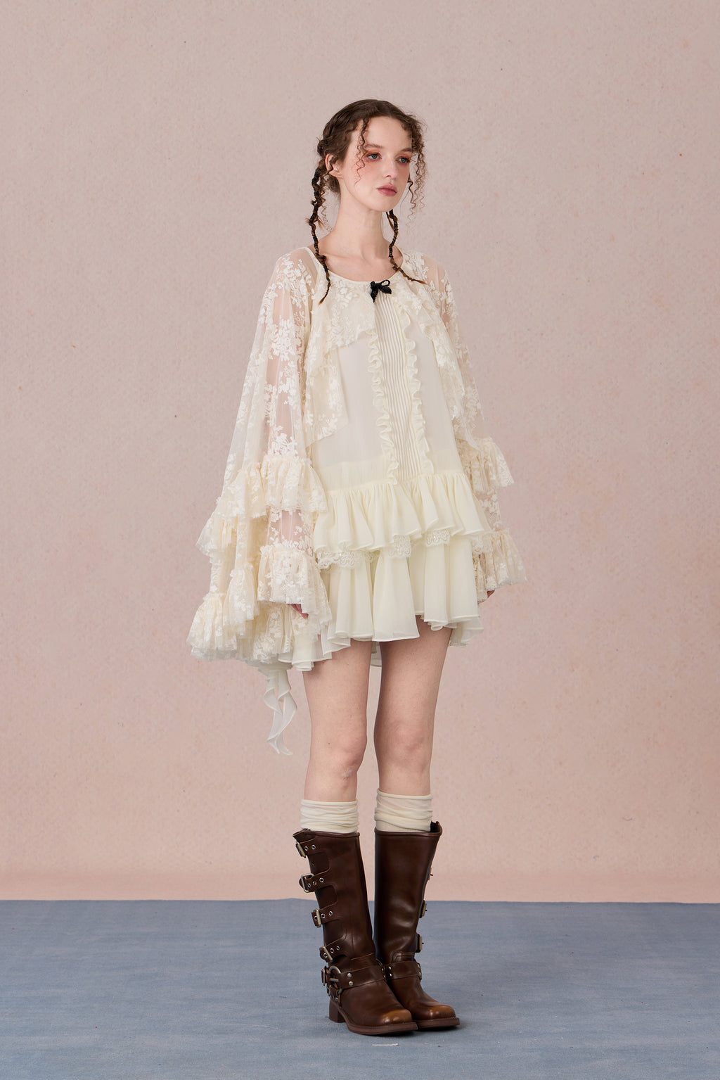 Model wearing vintage-inspired layered dress with sheer glow – WEANCHEAM