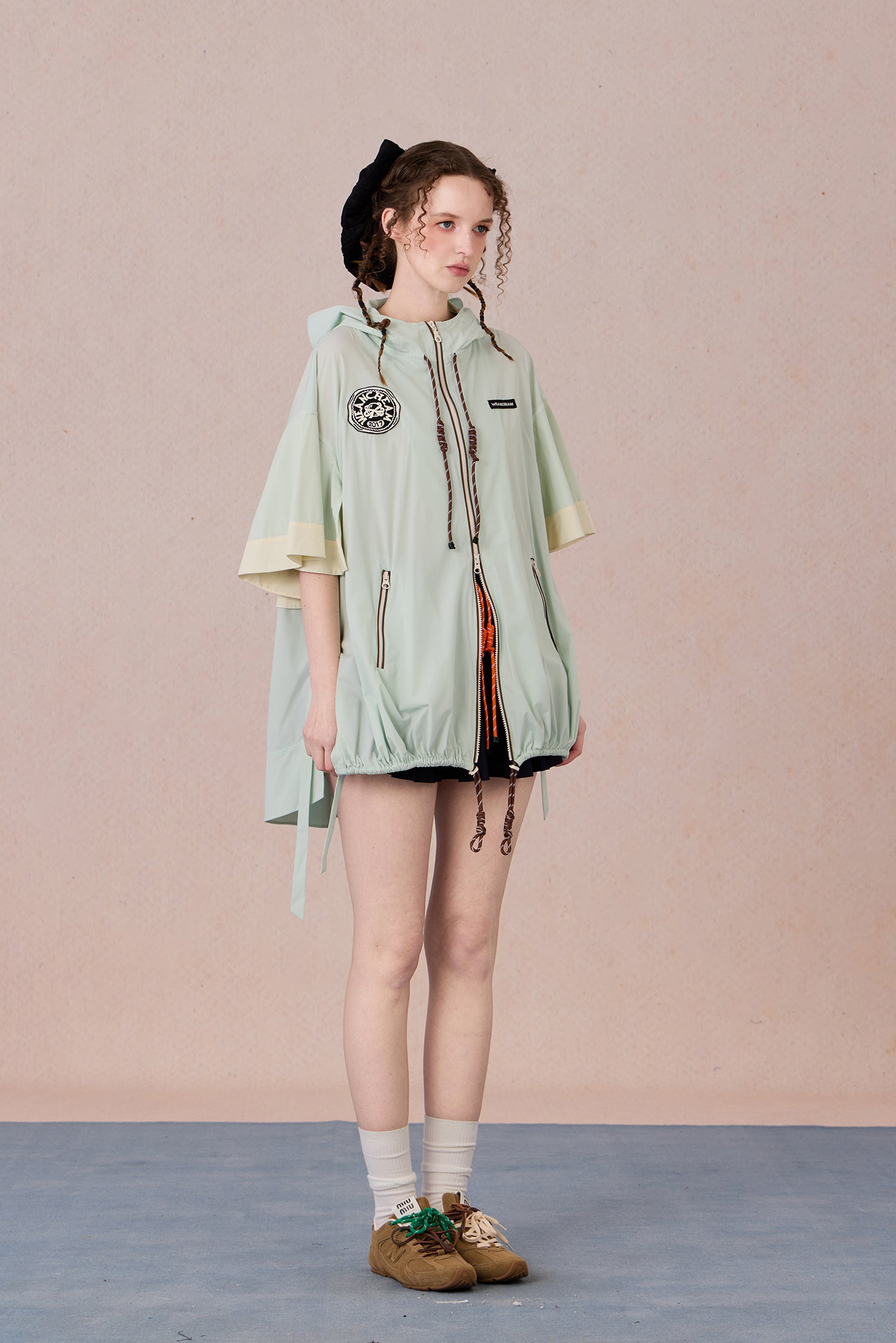  Loose-fit quick-dry windbreaker for everyday outdoor style