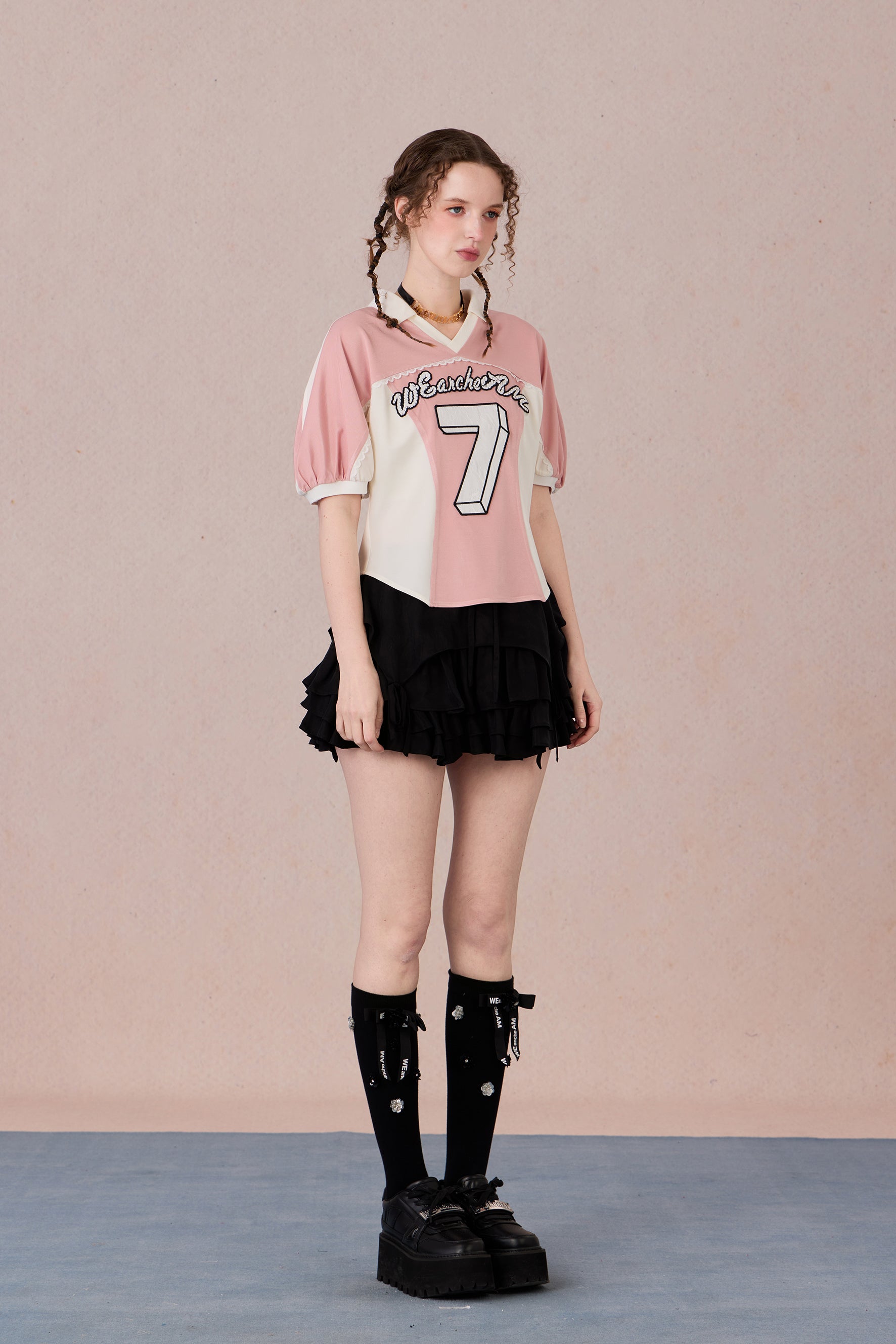 Fitted silhouette short tee with flattering curve shape