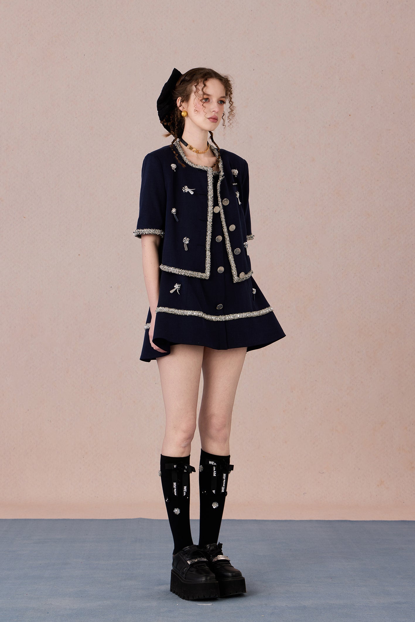 WEANCHEAM statement blazer styled for upscale daywear