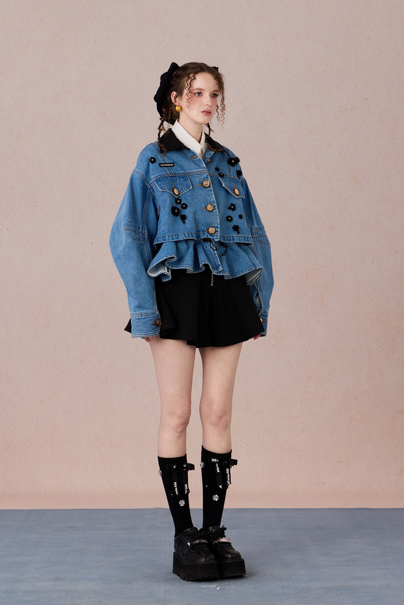 Vintage-inspired lightweight jacket with romantic lace and gathered cuffs