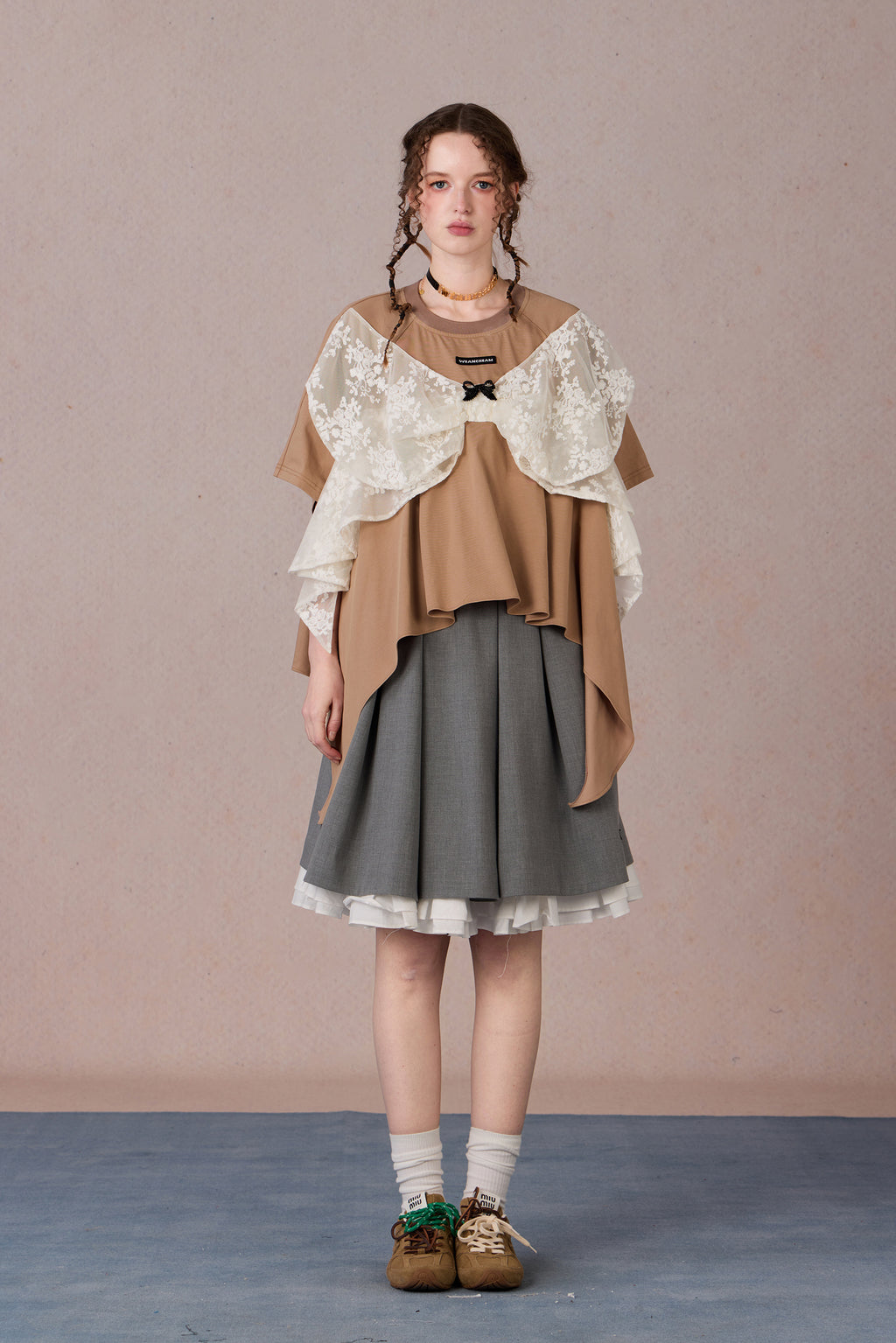  Oversized big bow T-shirt with lace and mesh layers – WEANCHEAM