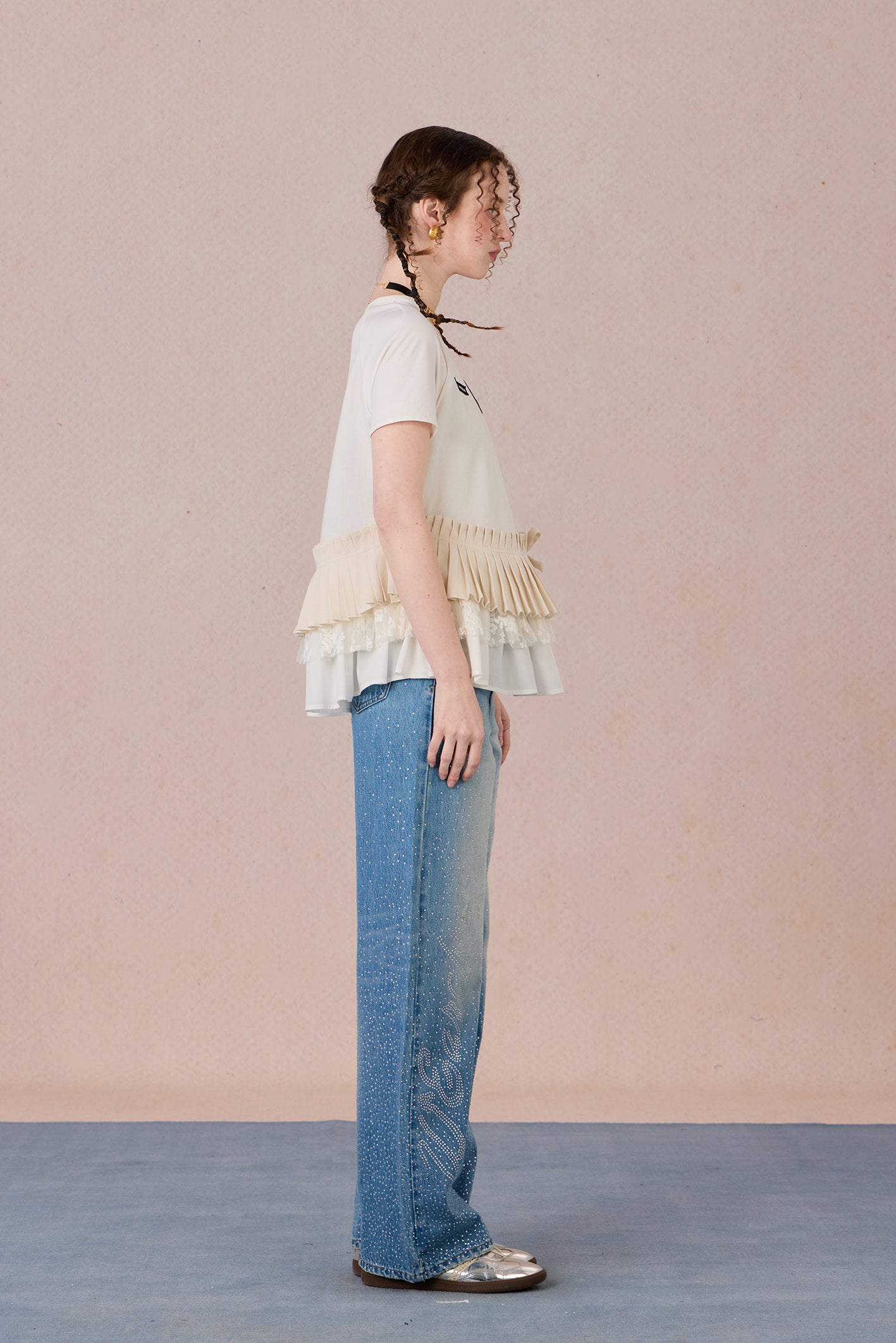 Asymmetrical cotton top with lace trim and layered textures
